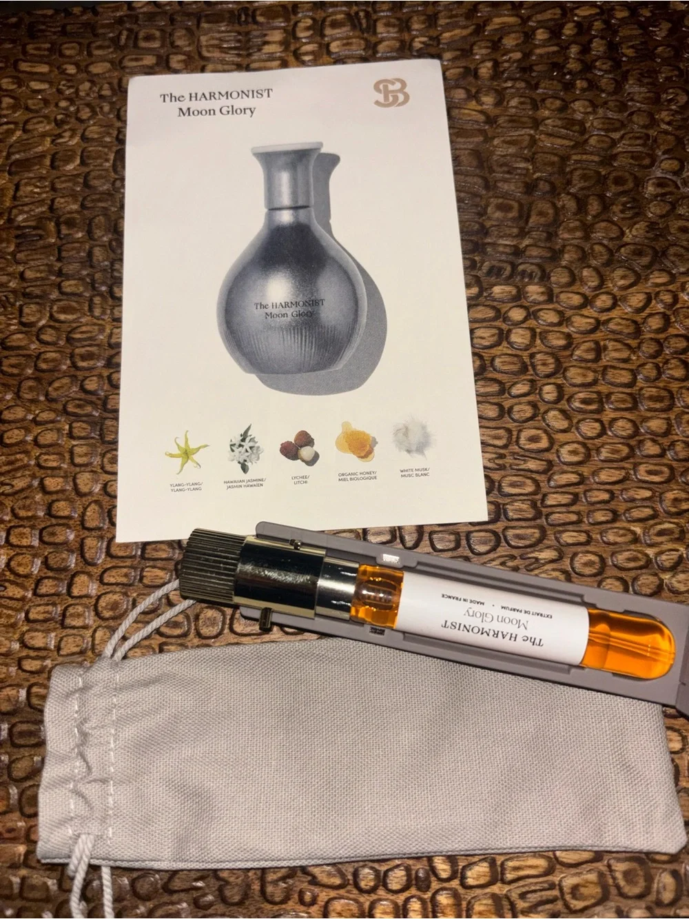 Moon Glory Travel Spray - Amber Scented Roller